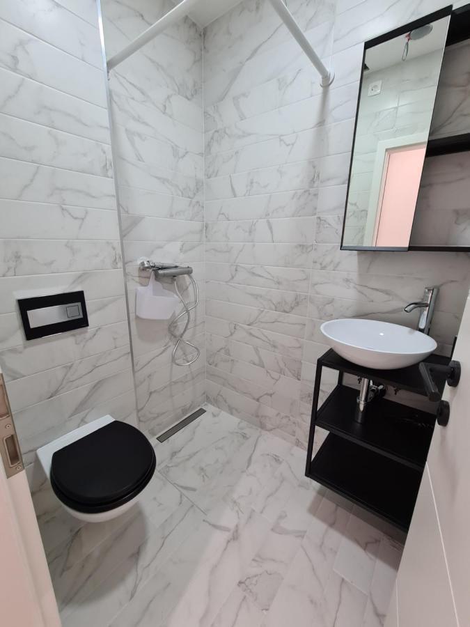 Balance Apartments Копер Экстерьер фото