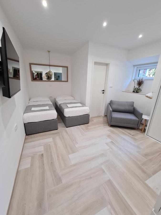 Balance Apartments Копер Экстерьер фото