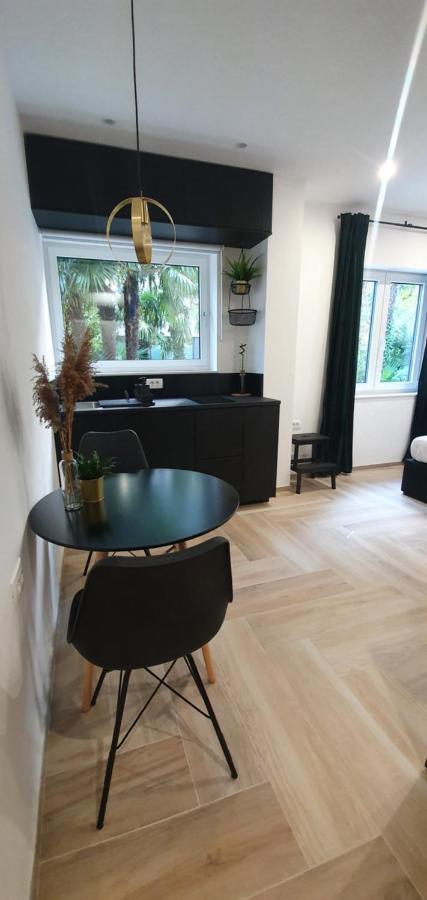 Balance Apartments Копер Экстерьер фото