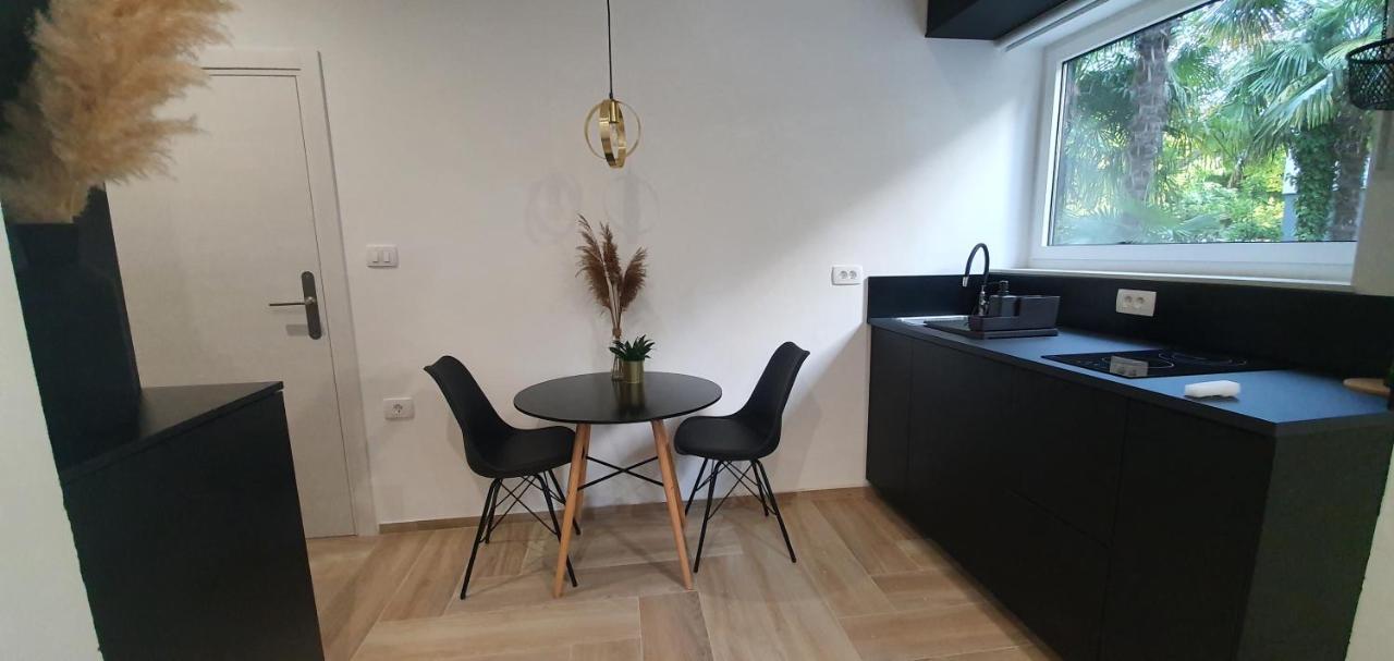 Balance Apartments Копер Экстерьер фото
