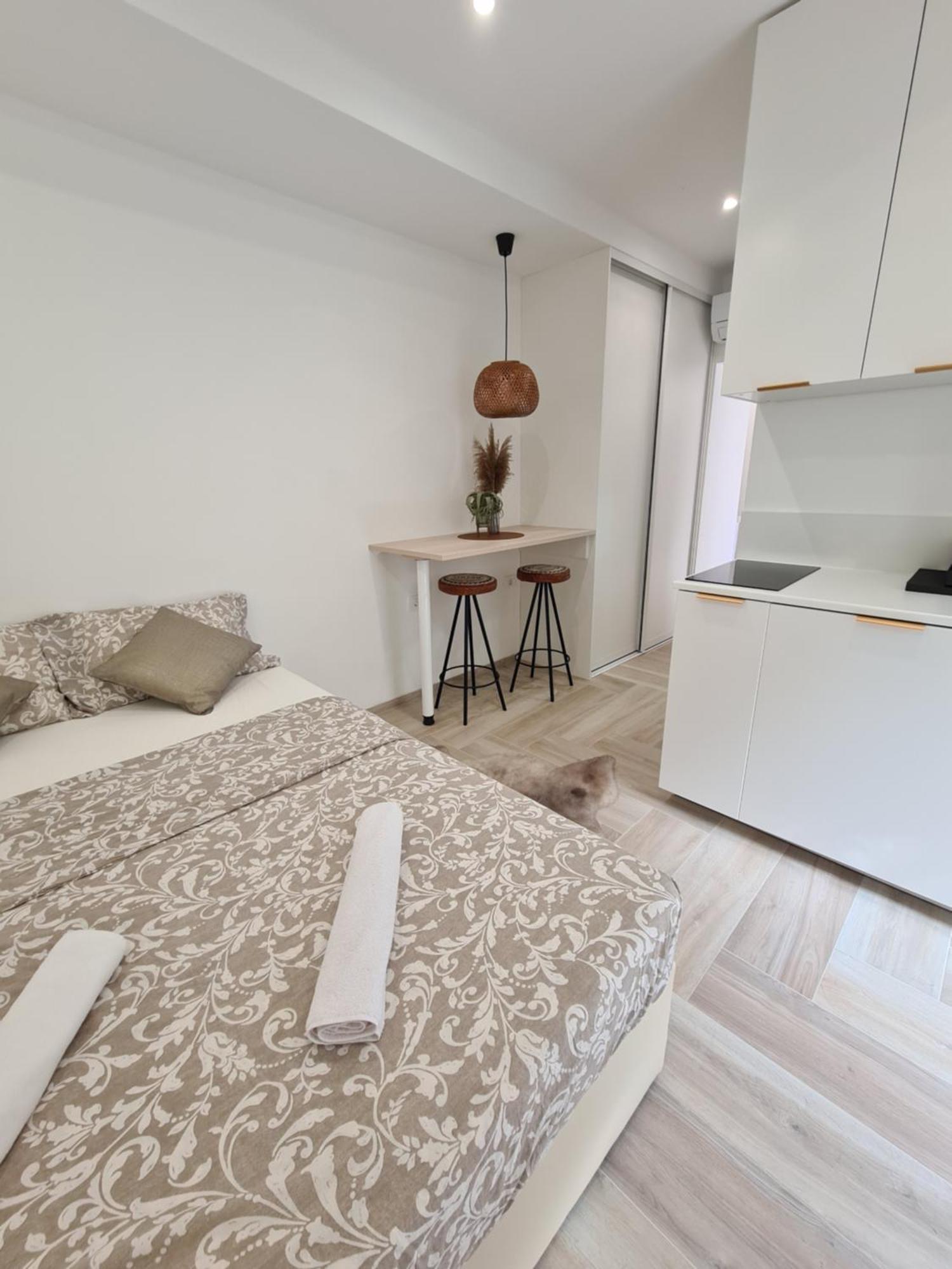 Balance Apartments Копер Экстерьер фото